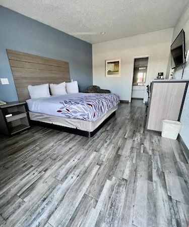 Delux Inn Cleburne Extérieur photo